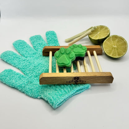 Green lemongrass and bergamot travel size dog shampoo bars with green exfoliating glove 